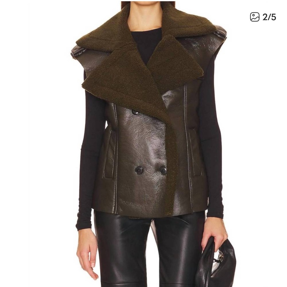 Steve Madden Sherpa and faux leather vest - Picture 2 of 3
